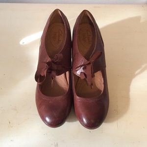 Brown Mary Jane Heels